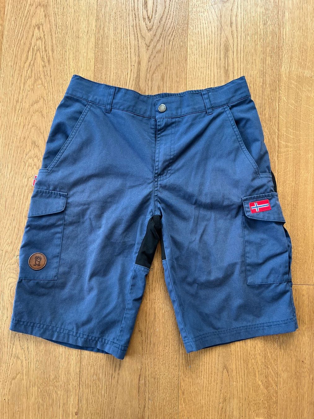 Trollkids Pantaloni: Kurze Trollkids Hose - Hammerfest - Gr.164 – Usato da Lengnau BE venduto da Rubin27