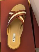 Bally Sandalen, Cherry rot-weiß Größe 41, E7U 7US8￼