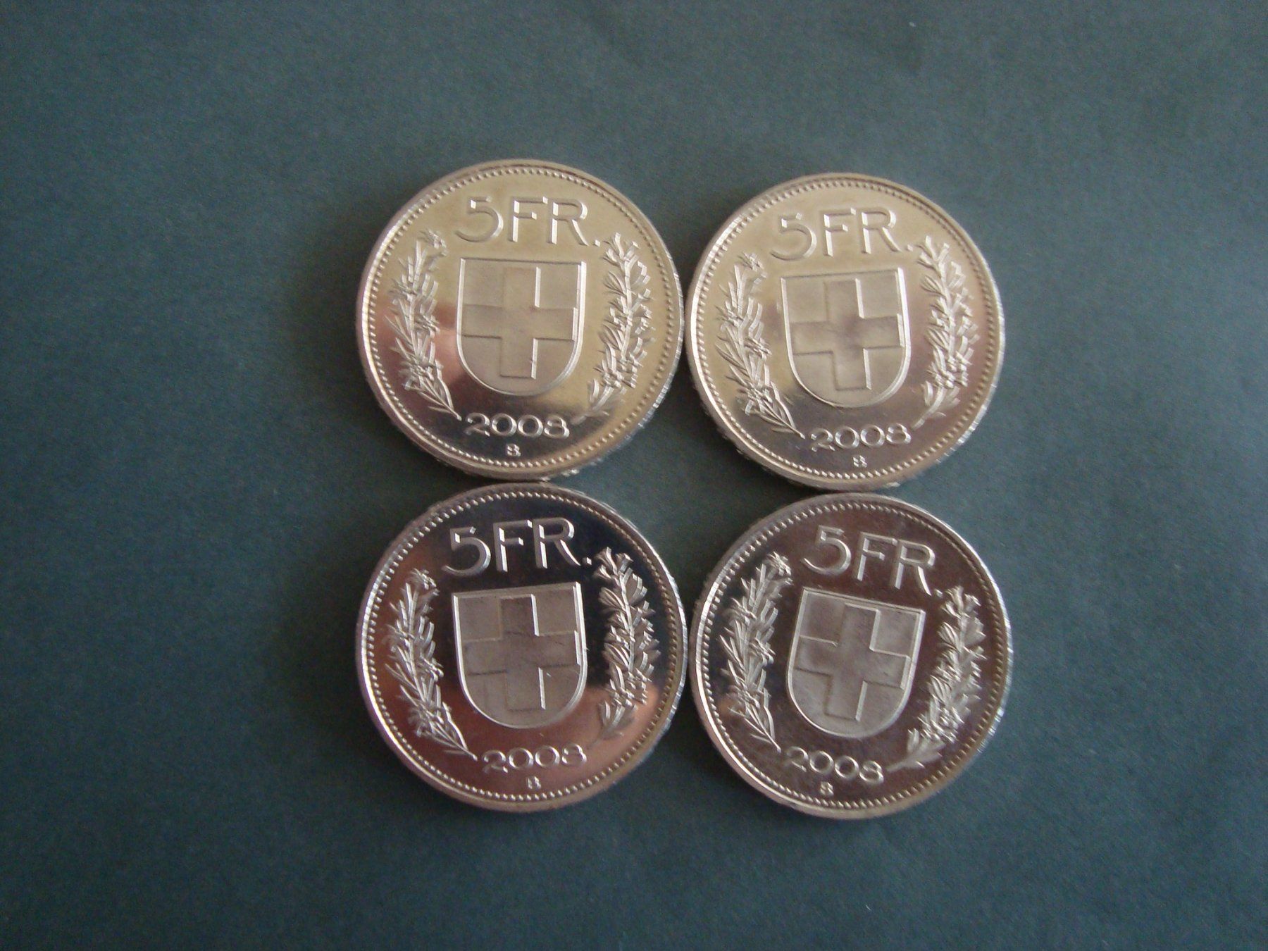 Tutti le monete: 5  Franken 2008  4 stk lot fast neu – Usato da Gelterkinden venduto da Cakir