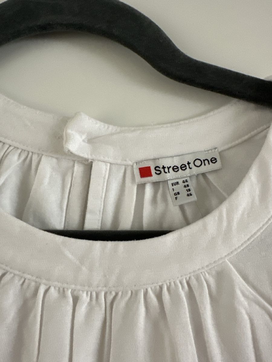 Top: Street One-Top Weiss Gr. 44 – Usato da Emmen venduto da moodle13 1