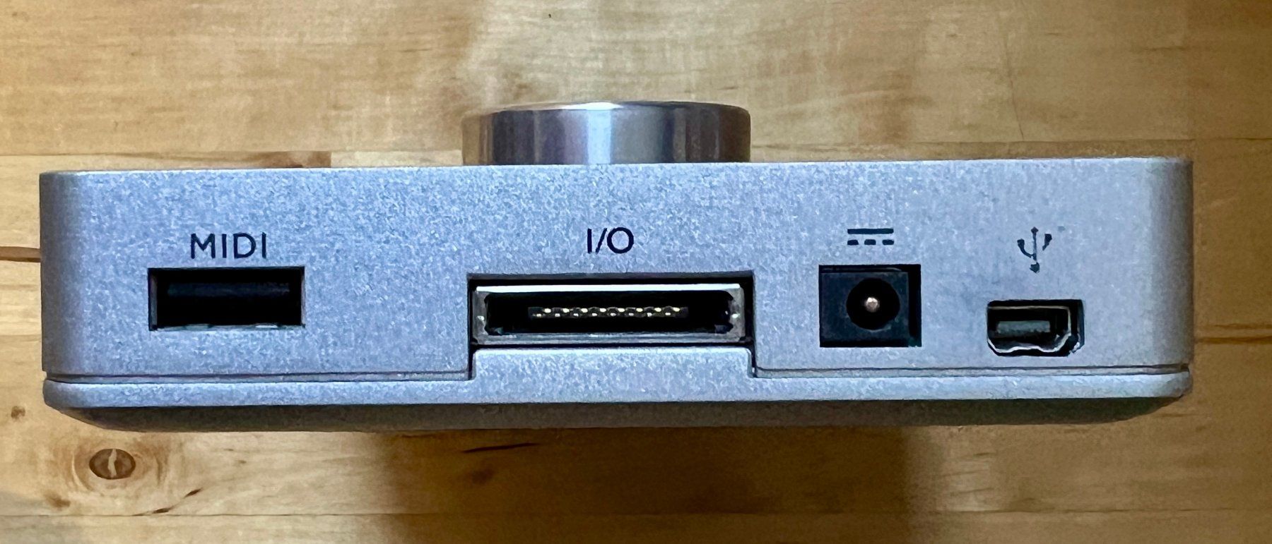 Attrezzatura per studi di registrazione: Audiointerface Apogee Duet für iPad und Mac – Usato da Wädenswil venduto da Noe4 2