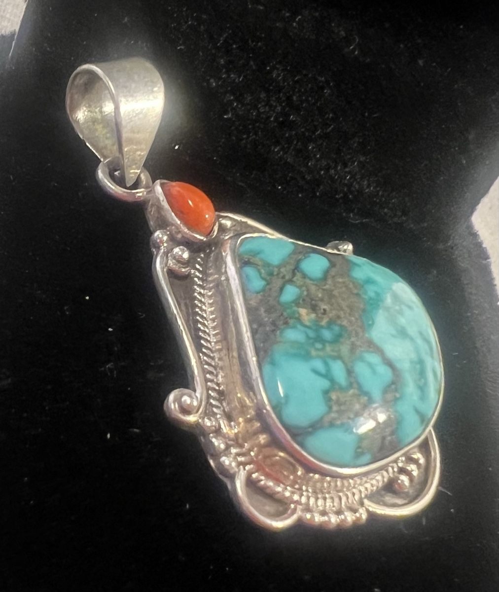 Ciondoli: Splendide pendentif ethnique en argent 925, turquoise corail – Usato da Genève venduto da DELIRBEADS 2