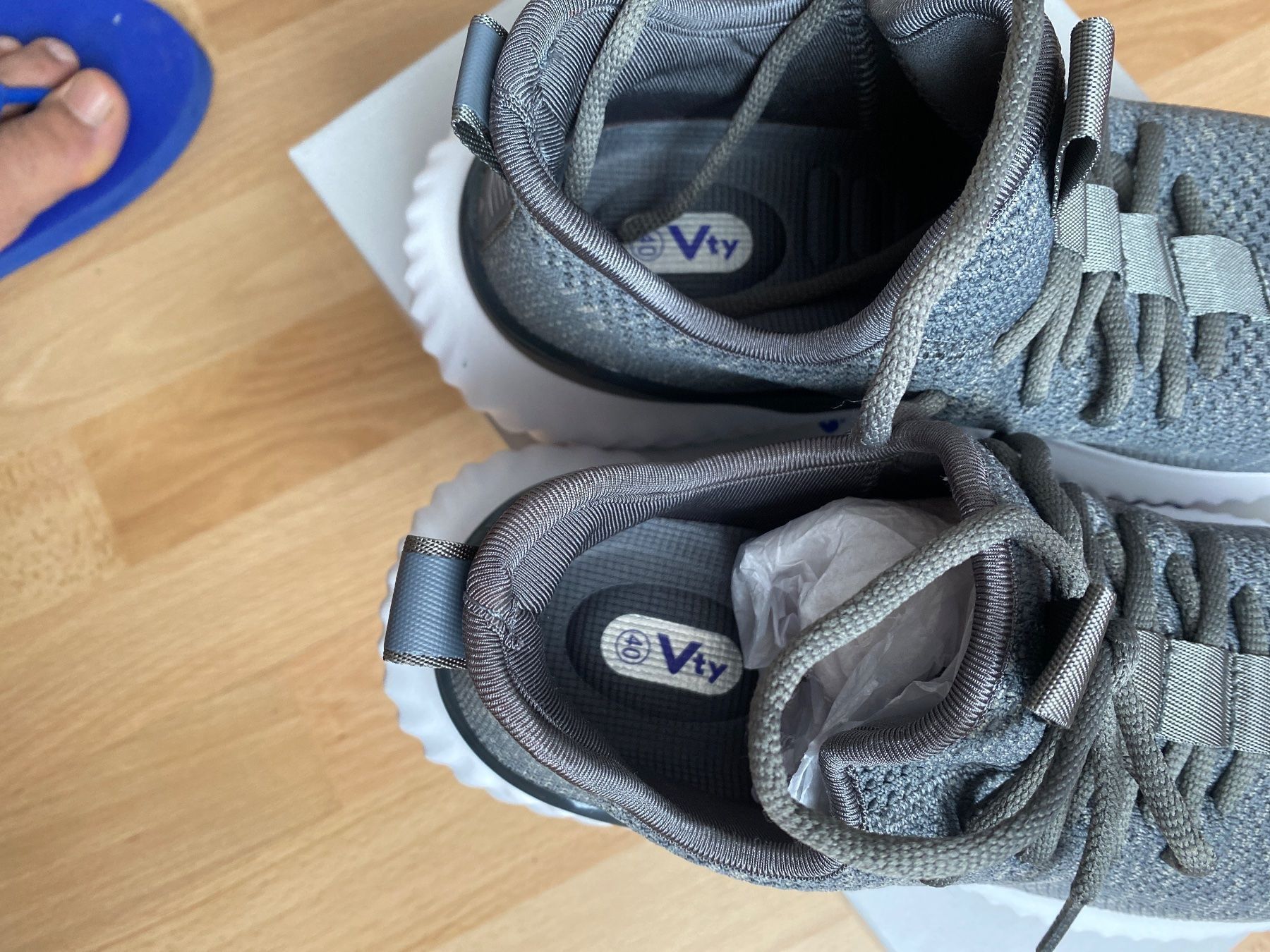Scarpe da uomo: Turnschuhe Vty  Original Grau 40 große – Nuovo e nell'imballaggio originale da Läufelfingen venduto da Alles_Garantie 3