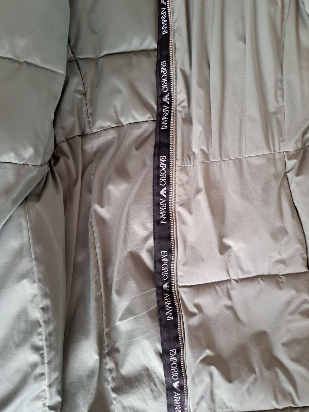 Armani Mäntel: Emporio Armani Winterjacke Gr. 42 – Gebraucht aus Baar von L.isa28 2