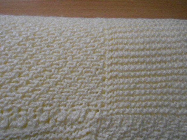 Lana: Strickdecke HANDARBEIT  ca 80x130 cm – Nuovo (secondo la descrizione) da Flühli LU venduto da primula-47 2