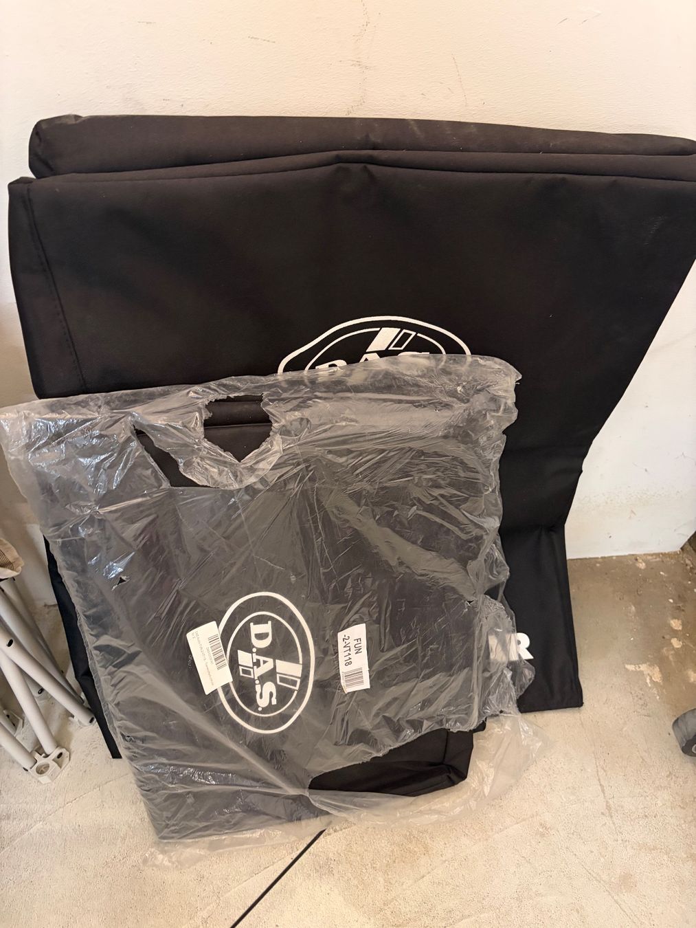 Casse acustiche: DAS Audio Vantec 118A Cover 2 Stk – Nuovo (secondo la descrizione) da Wegenstetten venduto da PatriciaSliacka