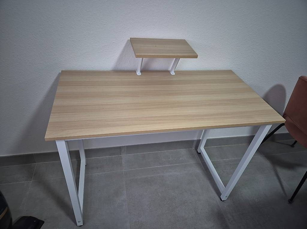 Bureaux: Bureau VASAGLE – D'occasion à Nyon par fet_7qtw 2
