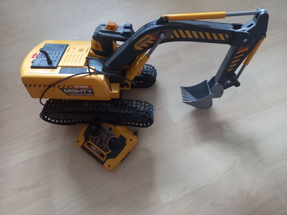 Faszination Ferngesteuerte Bagger: Technik zum Anfassen und Baggern für Jedermann!