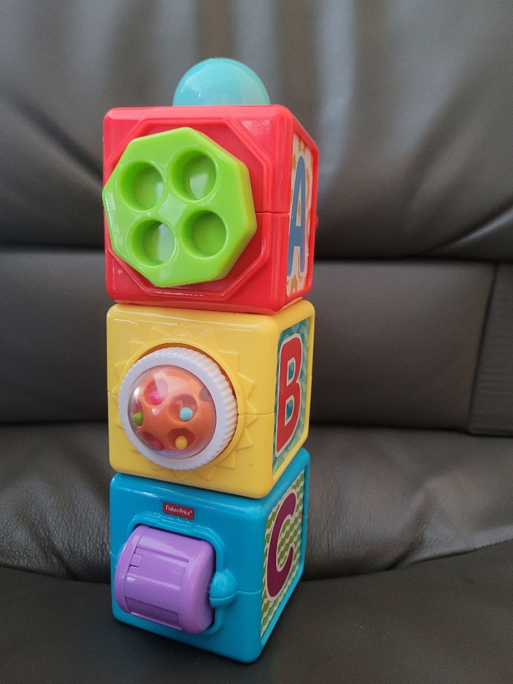 Spielzeuge: Cubes activité bébé – Gebraucht aus St-Maurice von happy.family 3