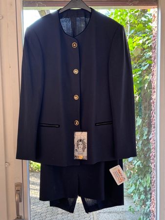 Anprobe möglich. Elegantes Damen Kostüm, dunkelblau 44  neu!
