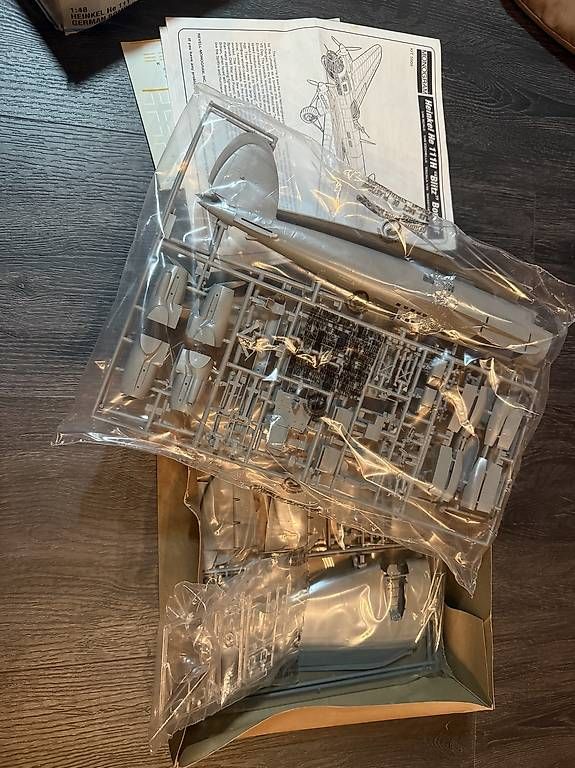 Kit di modellismo & Modellini statici: Henkel He 111 1/48 – Usato da Beatenberg venduto da Haempu6 1