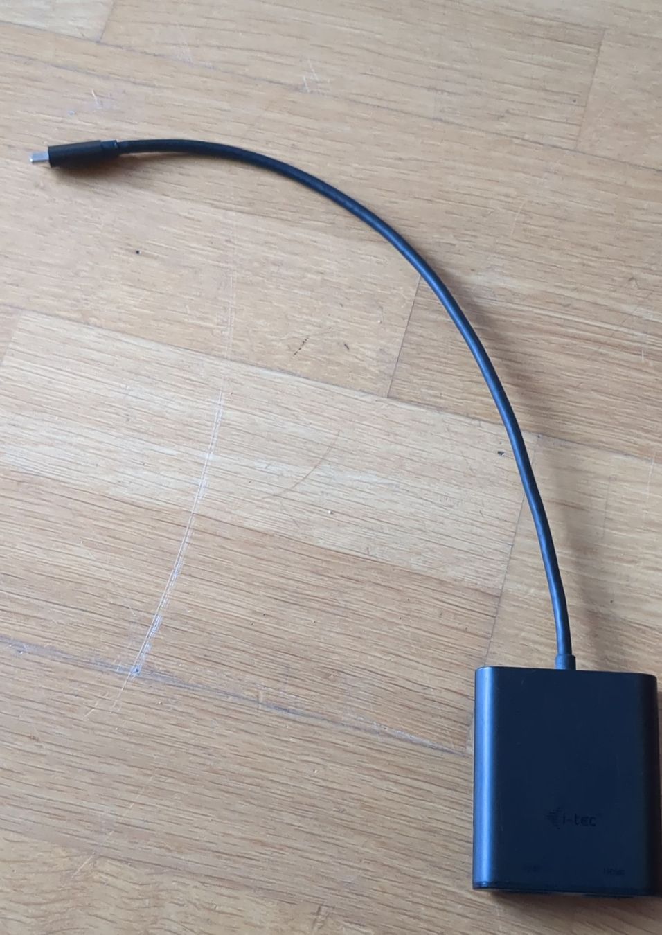 Adaptateurs: 2xHDMI zu USB C Adapter, guter Zustand – D'occasion à St. Gallen par dar_tgf5