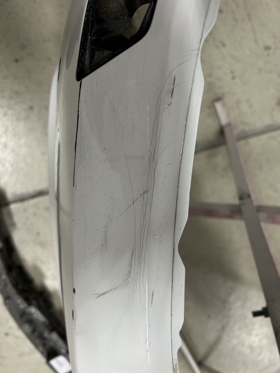 Toutes les pièces auto: Bmw 4 Stosstange vorne – D'occasion à Bellach par amc1 4