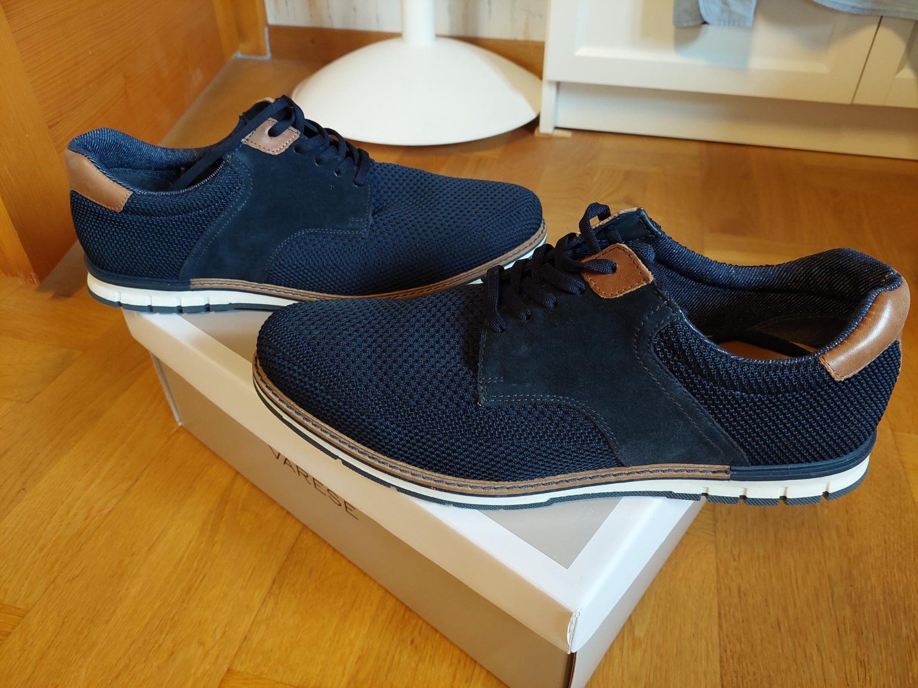 Herrenschuhe: Chaussures Varese neuves - pointure 44 – Neu und originalverpackt aus Genolier von Ciuciu