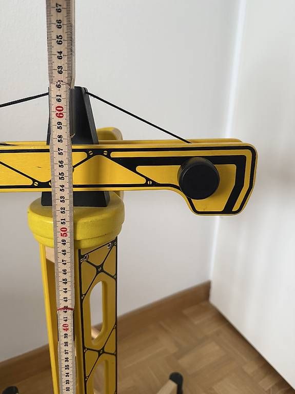 Giocattoli: Spielzeug Kran Kinder Holz  – Usato da Küsnacht ZH venduto da Leen 1