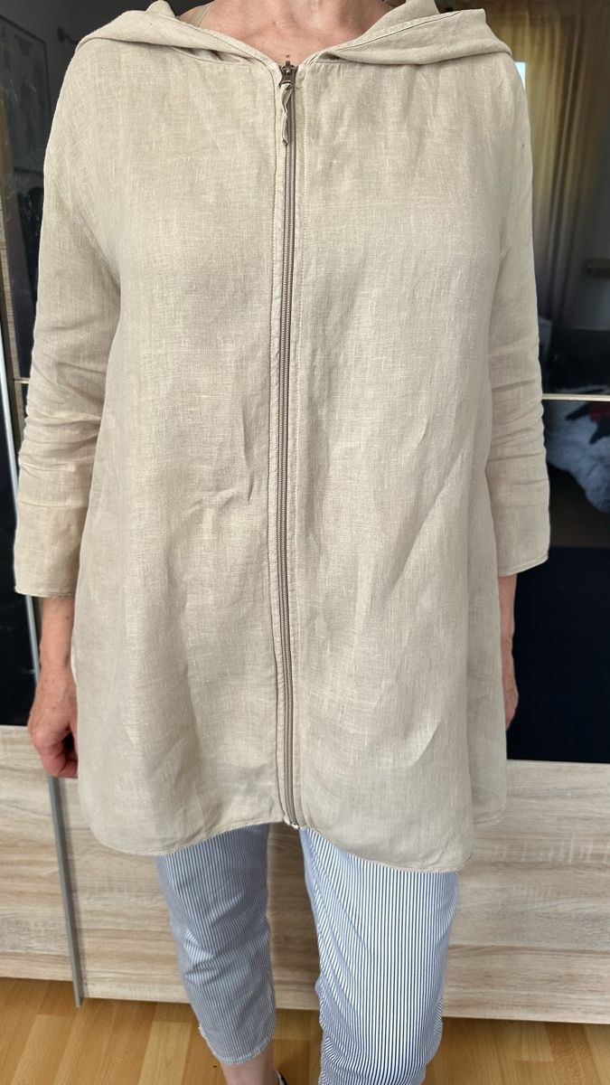 Top: Veste zippée en lin avec capuche taille M/L  – Usato da Vuippens venduto da ale_6gkb 3
