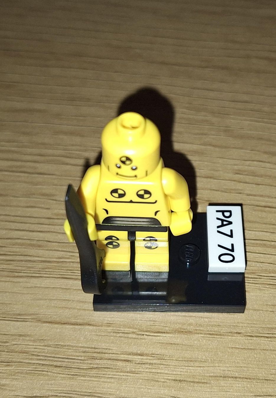 Lego Kit di costruzioni: Lego minifigures 8683 series 1 – Usato da Genève venduto da BrickFanGe 1