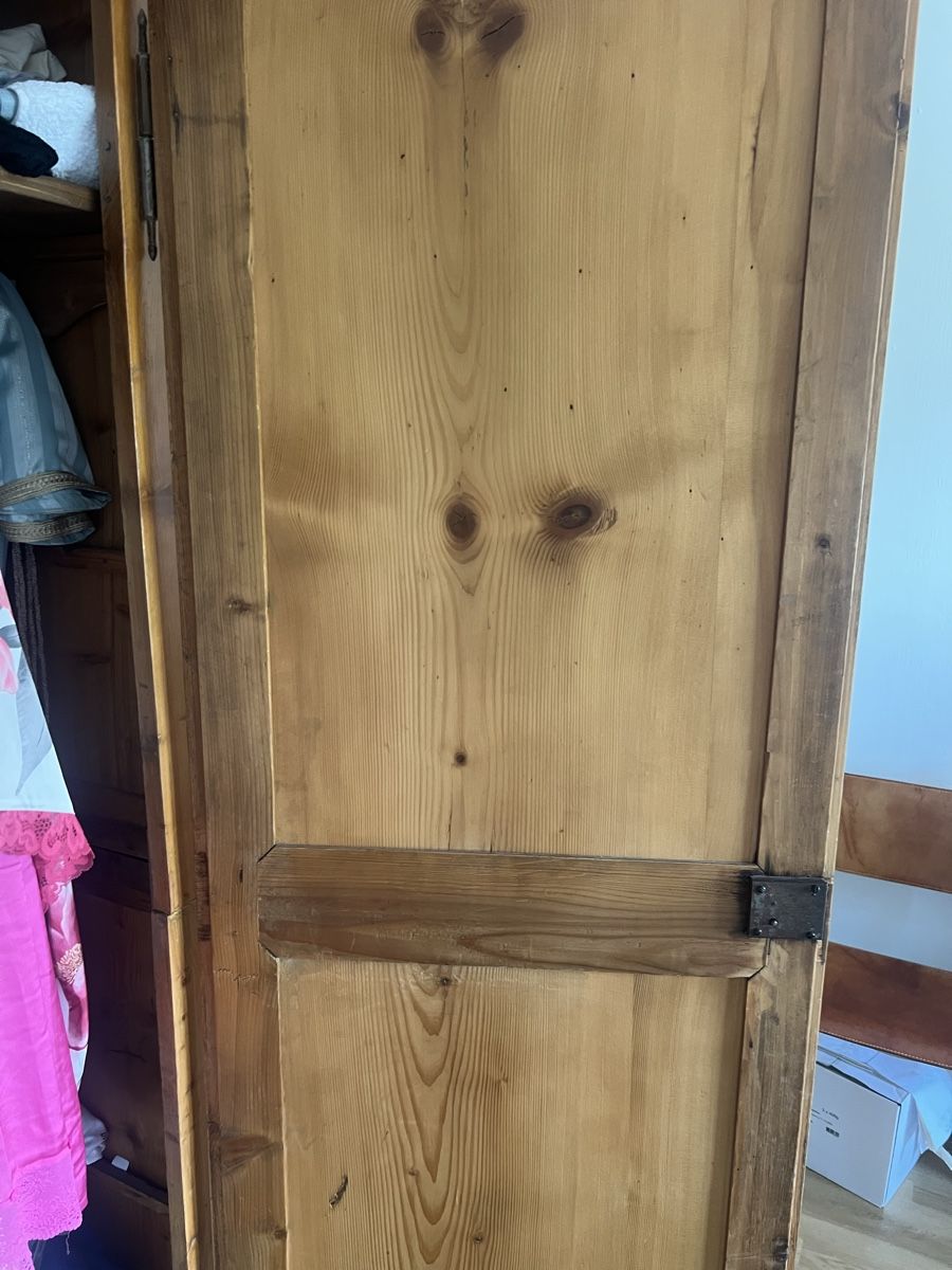 Armadi: Antike Schrank  – Usato da Zürich venduto da jao_2bx7 5