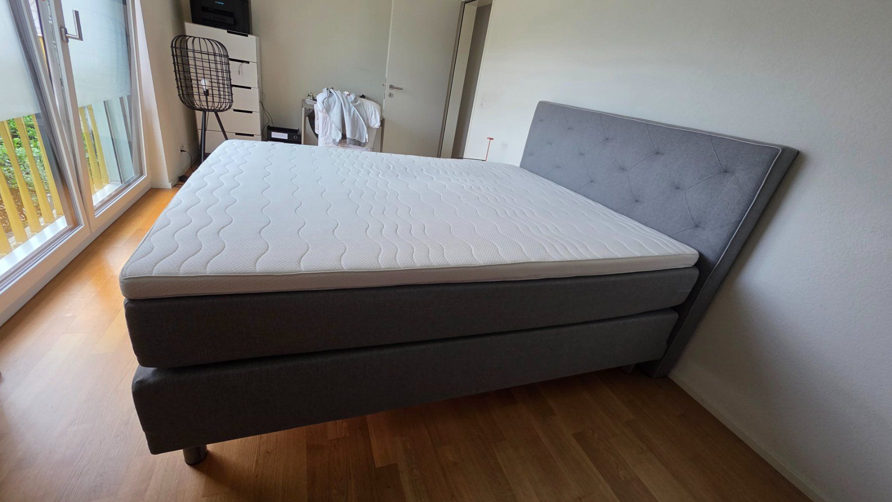 Pfister Letti: Boxspringbett 160x200,Grau – Usato da Näfels venduto da jayjay1968 2