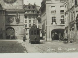 Bern , Kramgasse , Tram