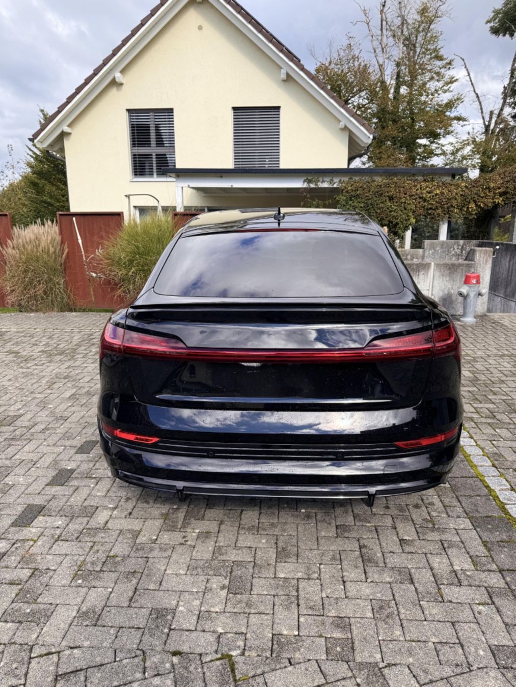 Audi Autos: E-tron sportback 50 s line attraction – Gebraucht aus Wildegg von Dagal 1