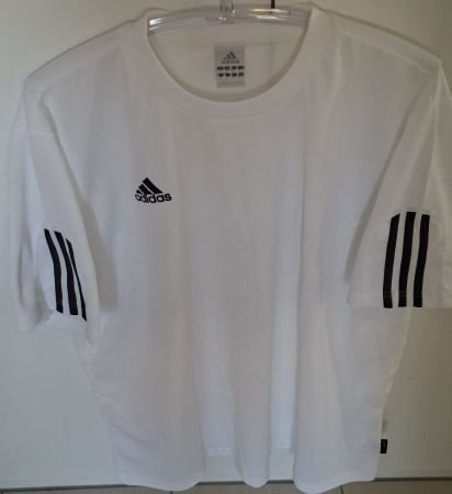 Adidas Fussballdress weiss XL für Grümpelturnier-Mannschaft