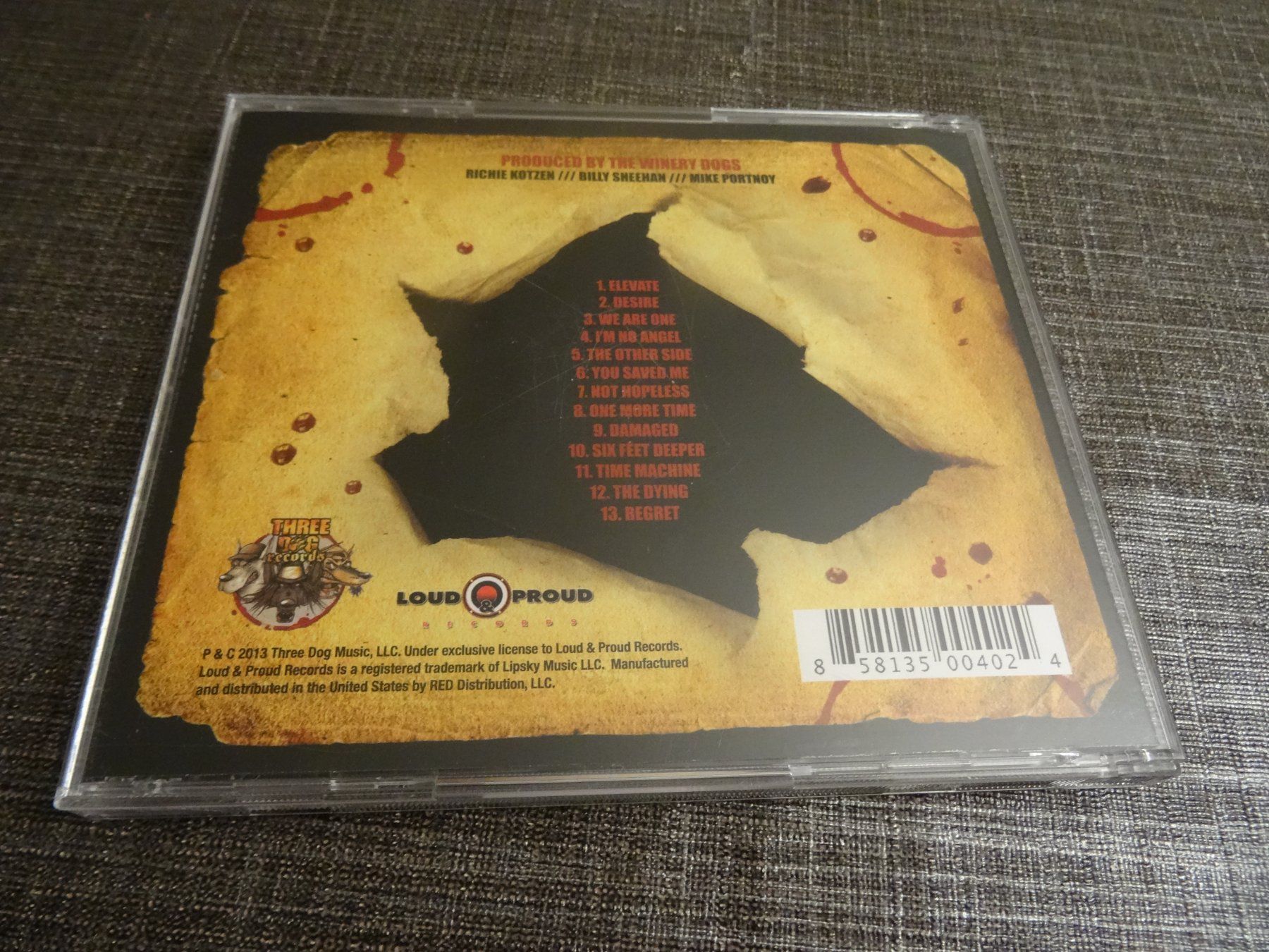 CD: The Winery Dogs - Loud & Proud CD – Usato da Olten venduto da Disc-Ausverkauf 1
