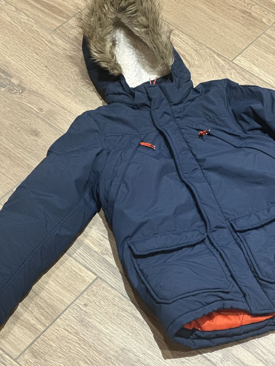 H&M Giacche & Cappotti: Veste longue et chaude - Taille 134 – Usato da Le Châble VS venduto da 027_aymon 1
