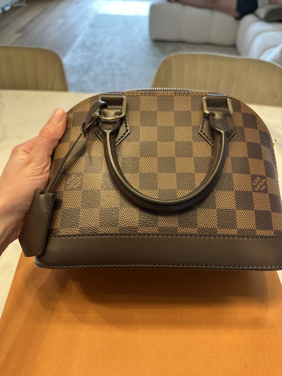 Louis Vuitton Borse da donna: Alma BB Louis Vuitton – Usato da Buchrain venduto da Franciscacsousa 8