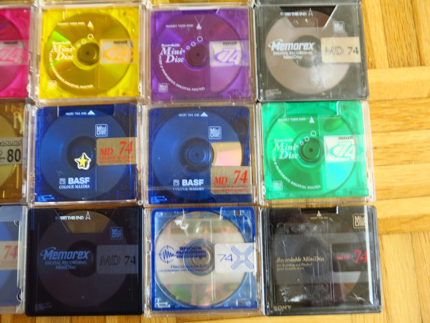 Minidisc: 21 Mini Discs mit Aufbewahrungsbox – Usato da Sargans venduto da Tritonurs 5