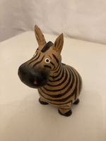 Entzückendes Handgeschnitztes Zebra aus Holz