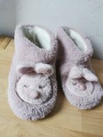 Fuzzy Slippers pink size 34 good condition