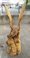 Adlerfigur aus Holz geschnitzt
