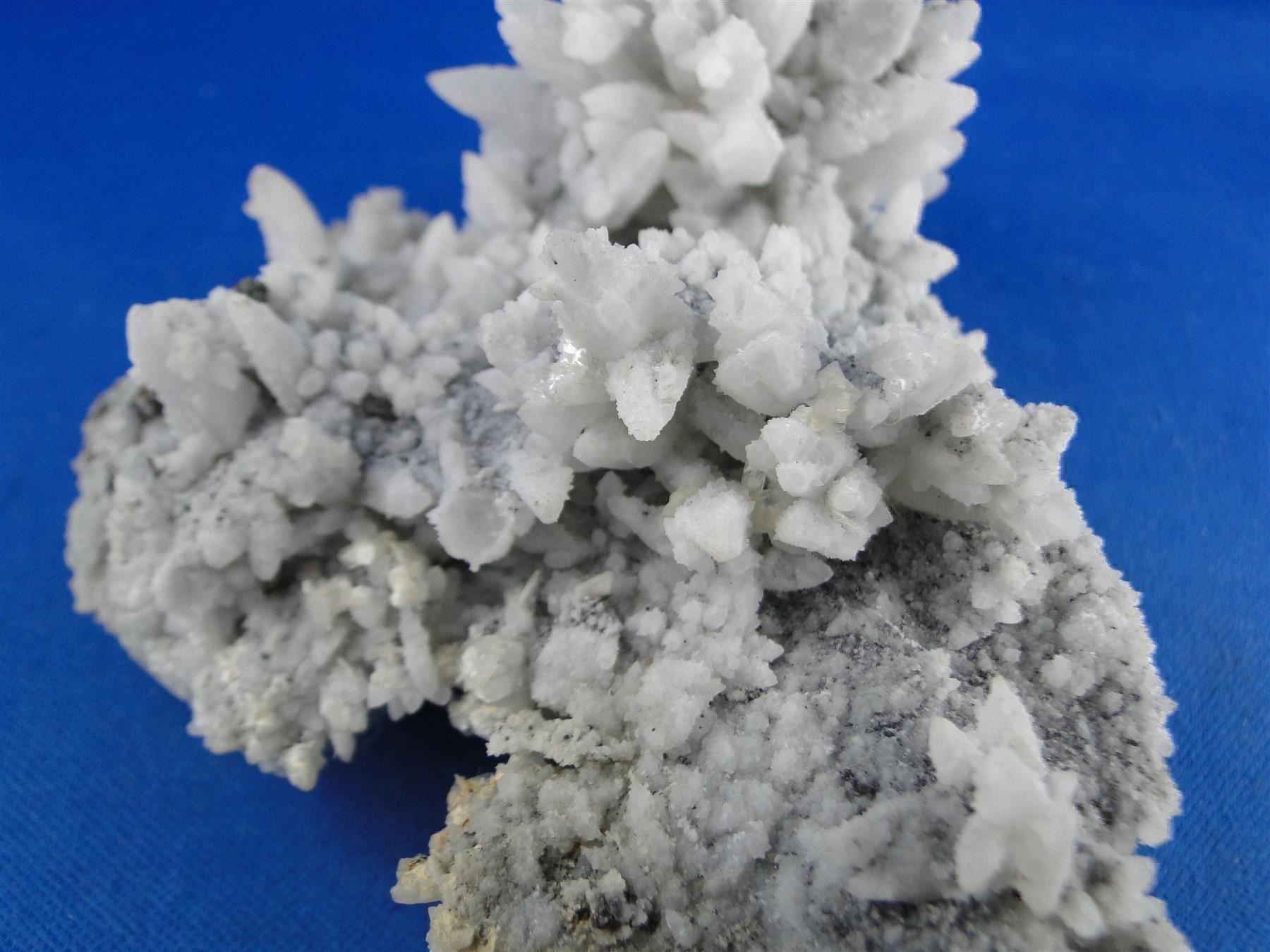 Mineralien & Heilsteine: Bergkristall mit Dolomit – Gebraucht aus Schinznach Bad von Demerald 6