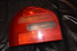 Feu arrière gauche Audi A3 Année 1999