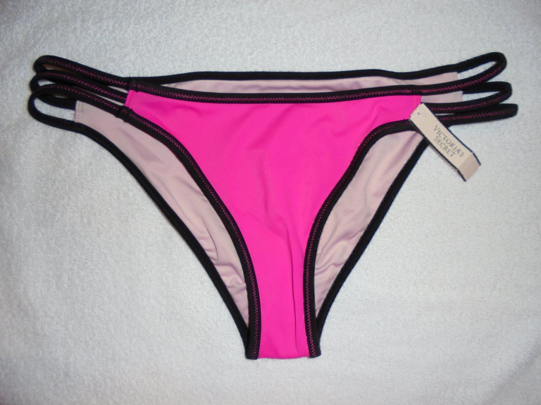Victoria's Secret Costumi da bagno & Bikini: VICTORIA'S SECRET BIKINIHOSE GR. S – Nuovo e nell'imballaggio originale da Aarau Rohr venduto da PinkSchwein