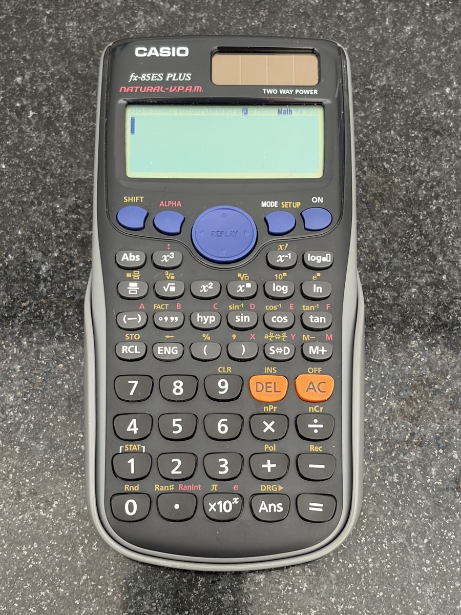 Casio Calcolatrici tascabili: Calculatrice CASIO fx-85ES PLUS – Usato da Pully venduto da FunkyGames