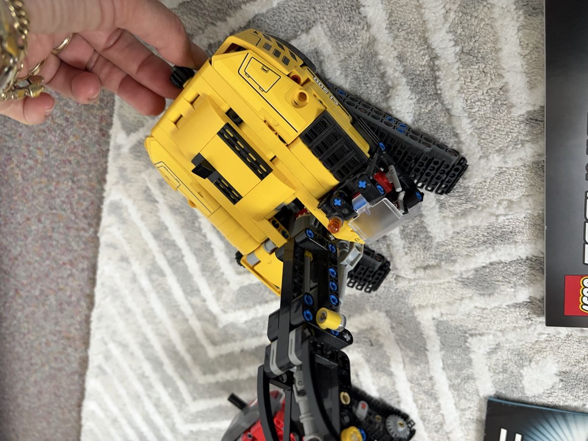 Lego Giocattoli: -Lego Technic 42121, Hydraulikbagger, Grubenbagger 42023 – Usato da Sevelen venduto da gsandax 4