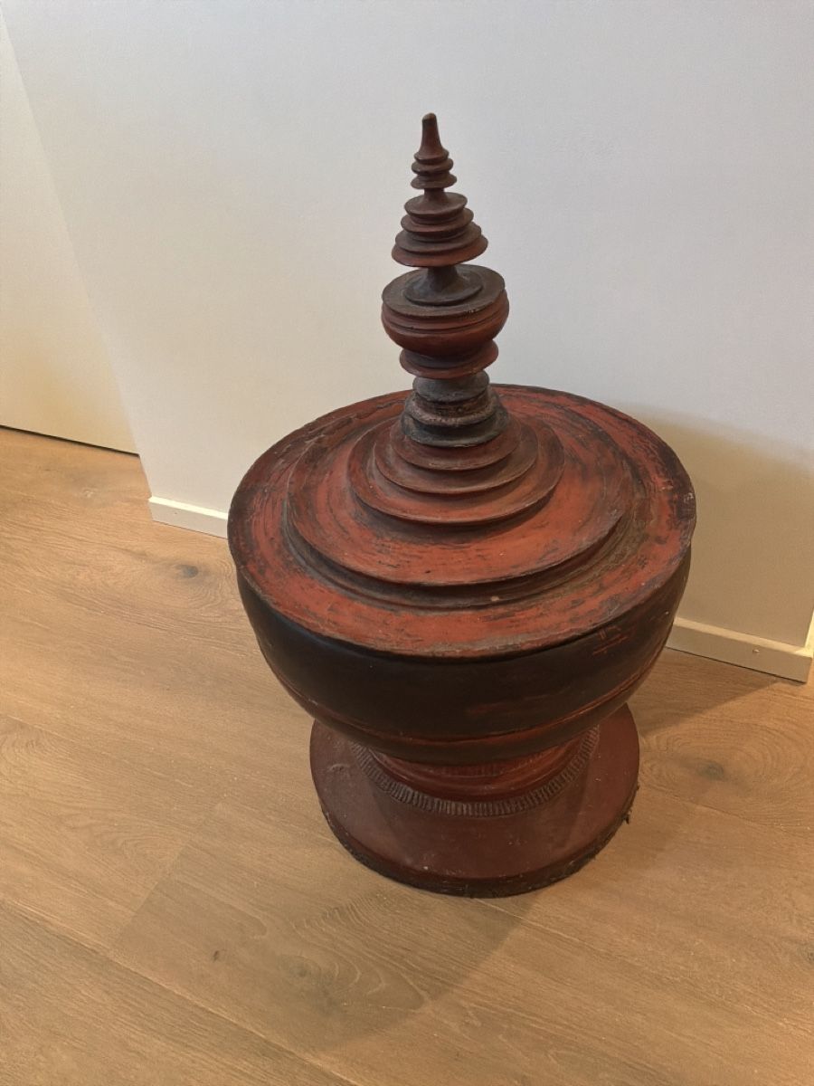 Tutte le decorazioni: Boîte à offrandes originelle de Birmanie bois rouge – Usato da Uitikon Waldegg venduto da sch_m58c
