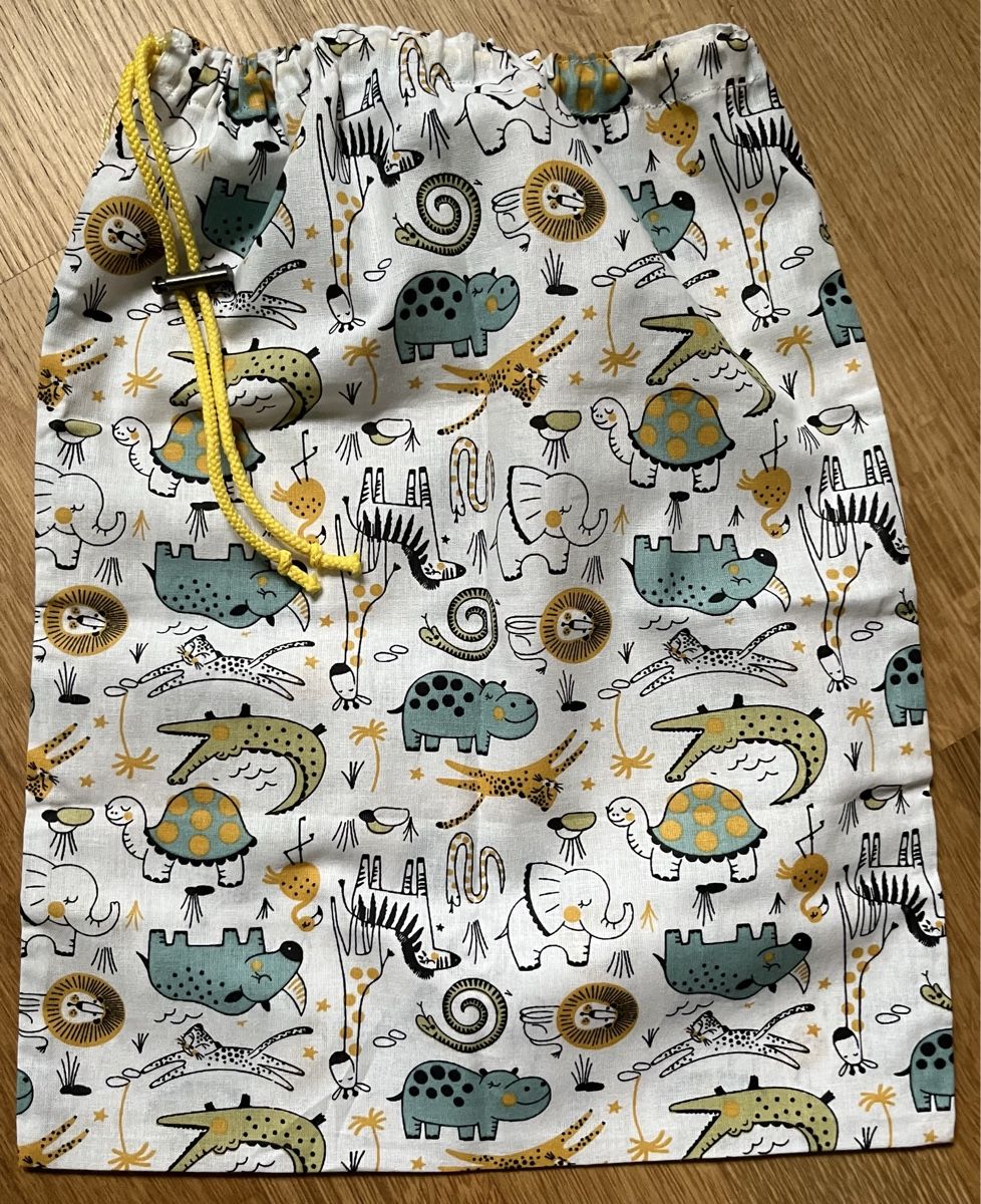 Borse & Zaini: Stoffsäckli, 29x37cm – Nuovo e nell'imballaggio originale da Schwerzenbach venduto da Elric