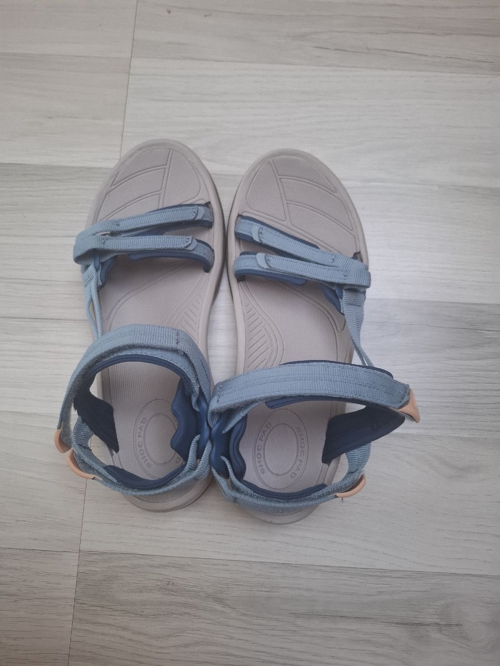 Teva Scarpe da donna: Chaussures de marche Teva utilisé 1x taille 39 – Nuovo (secondo la descrizione) da Chabrey venduto da Frederica239