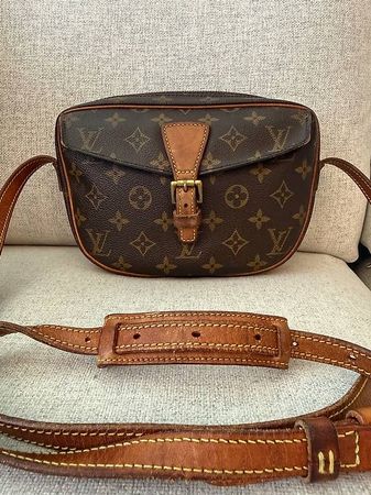 Louis Vuitton Jeune Fille PM