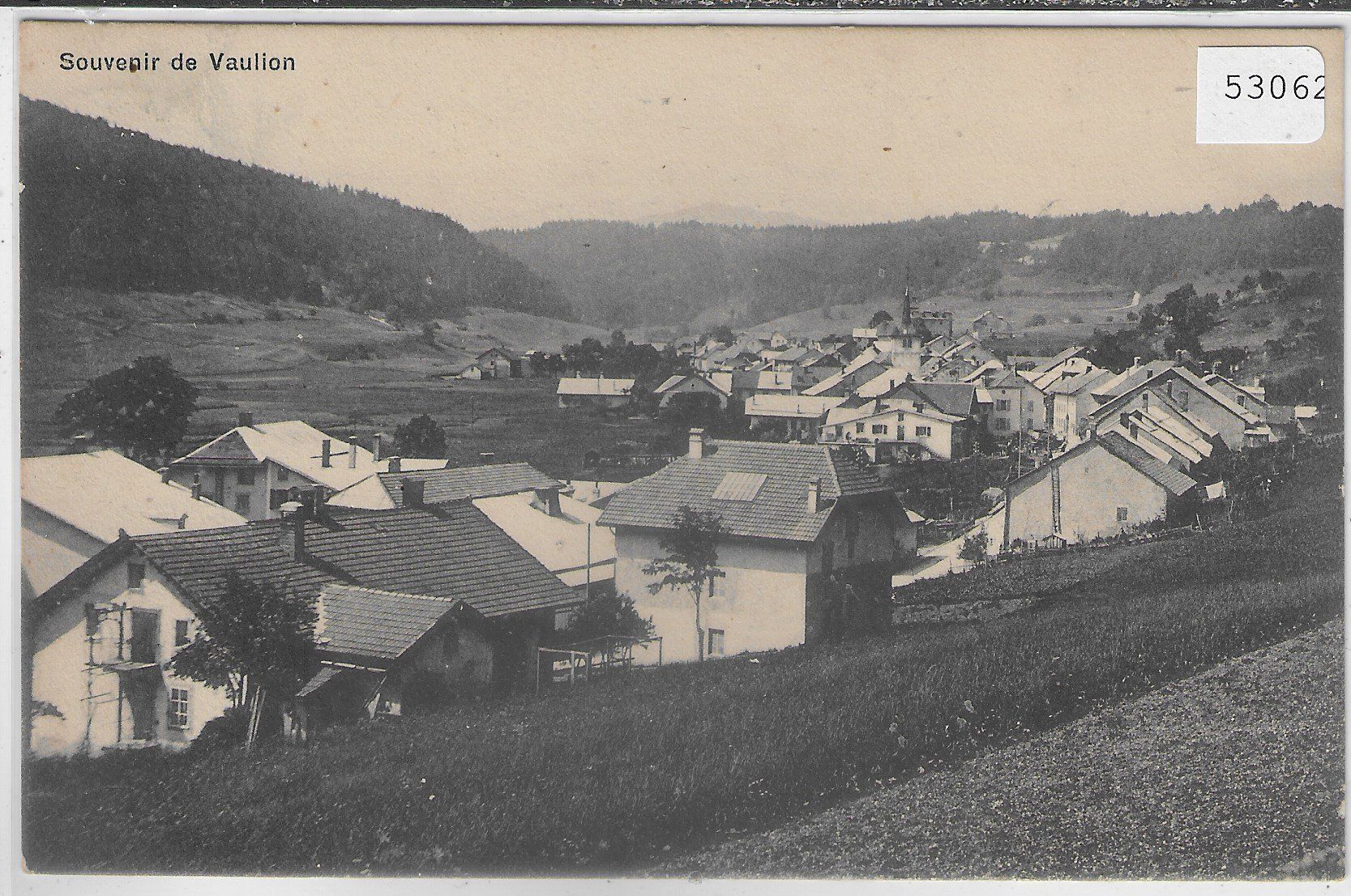 Cartoline postali: Souvenir de Vaulion – Usato da Ettingen venduto da Kartenplanet