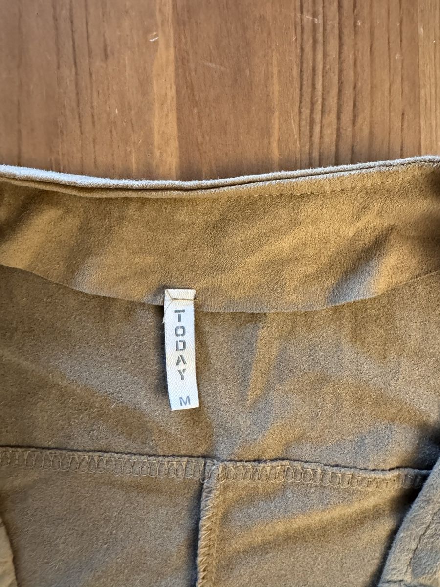 Gilets & Westen: Gilet donna con perline – Gebraucht aus Küssnacht am Rigi von ciucchino 2
