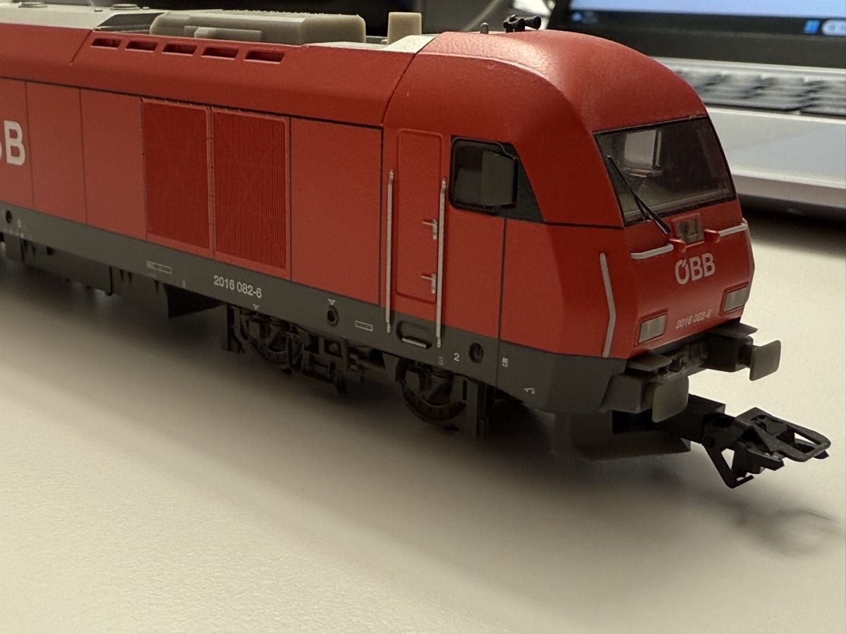 Trix Modelleisenbahnen: Trix ÖBB Simens Hercules Diesellok / DC HO – Gebraucht aus Jonschwil von sutfra12 1