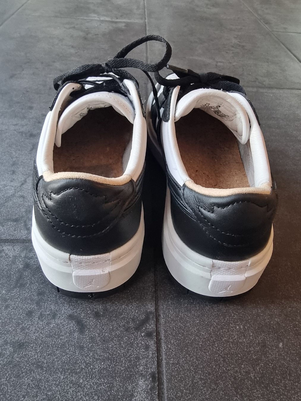Nike Scarpe da uomo: Nike Air Jordan Elevate Low schwarz weiss  – Usato da Rickenbach SO venduto da Sophialisa 4