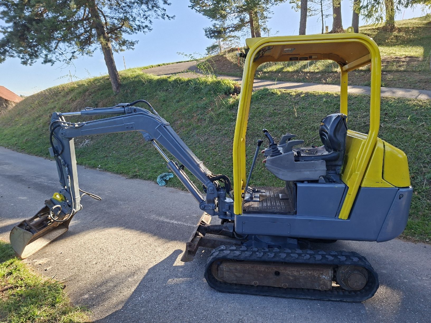 Volvo Escavatori: Volvo EC15B Bagger – Usato da Niederlenz venduto da papa1965 3