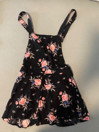 H&M kurze Latzhose, Gr.38