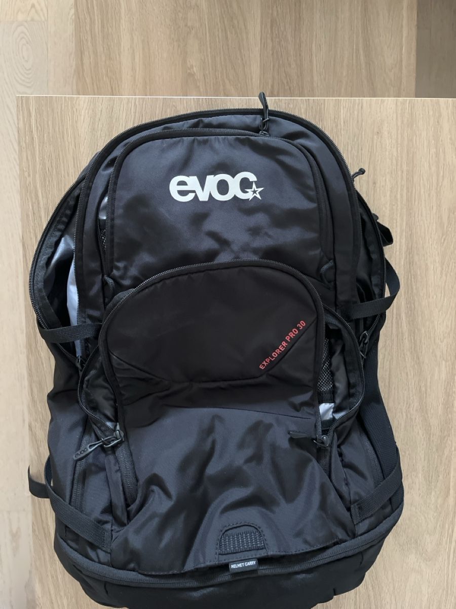 Evoc Rucksäcke: Backpack evoc – Neu (gemäss Beschreibung) aus Wallisellen von mar_lvd2
