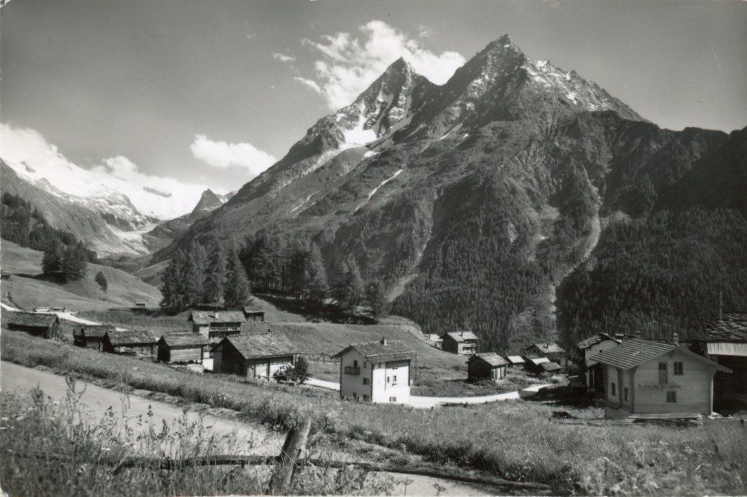 Cartoline postali: La Forclaz  VS     et Dents de Veisivi – Usato da Brig venduto da Valcards54